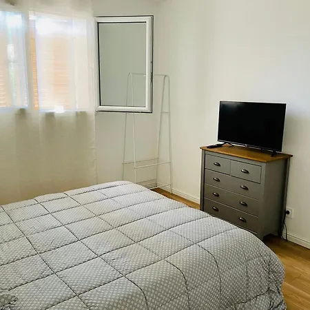 Bas De Calme Et Spacieux Отель 4*